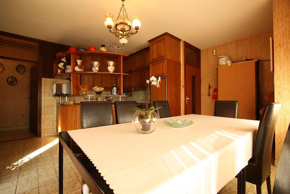 Mare Apartament *