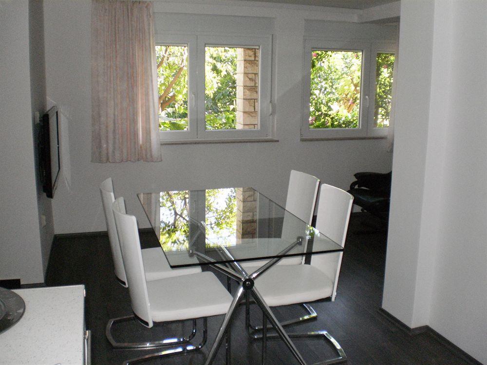 Apartament Mare *