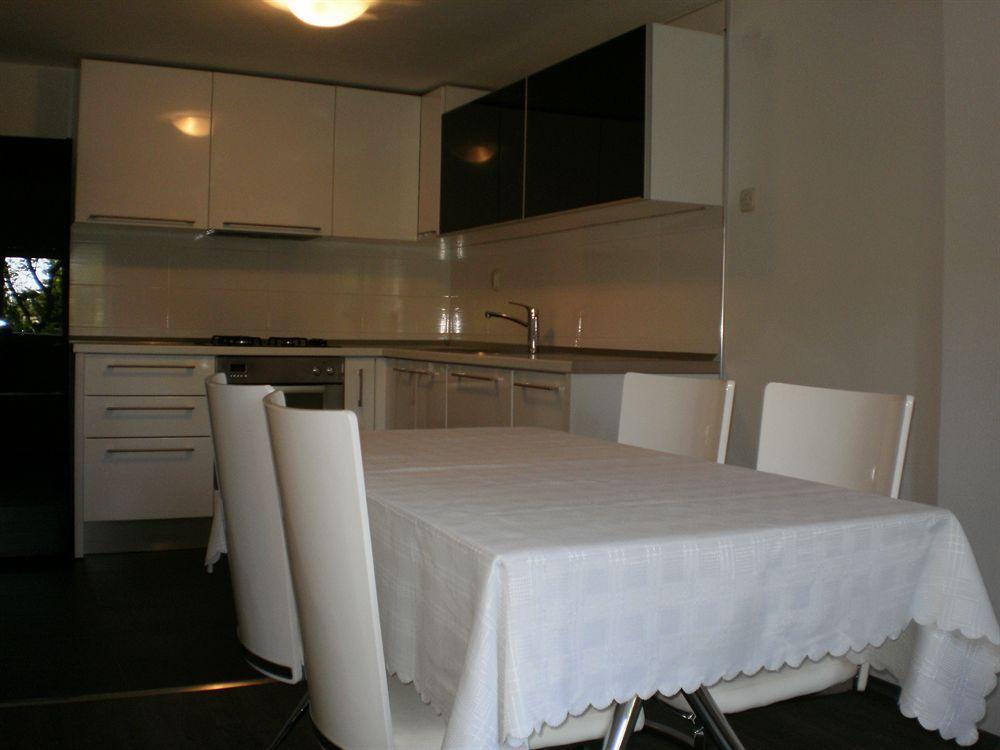 Mare Apartament *