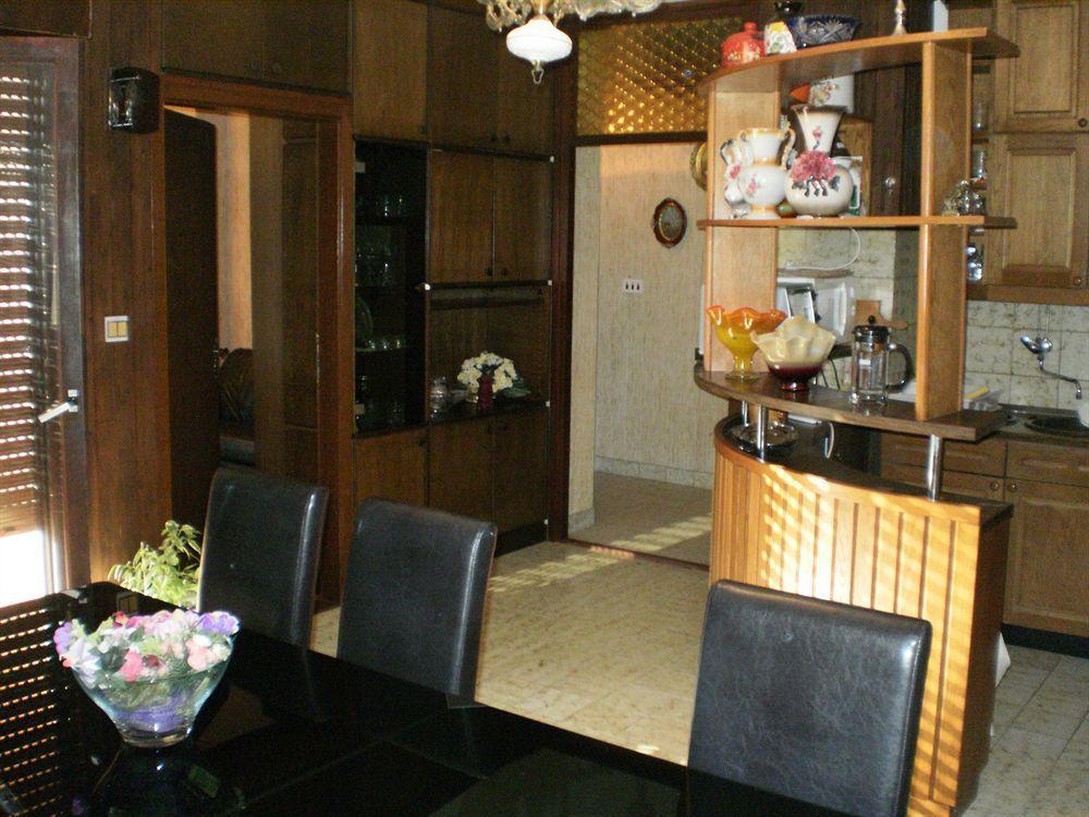 Apartament Mare *