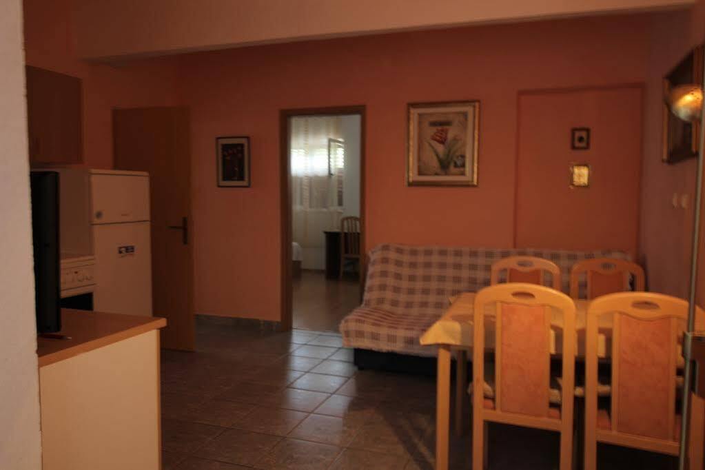 Apartament Mare